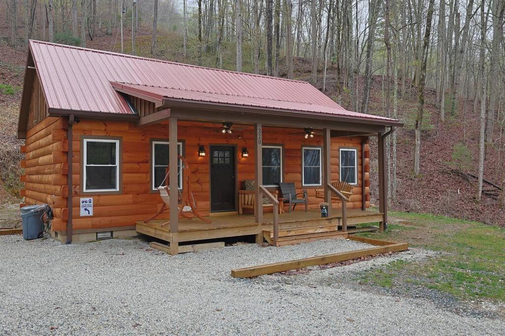 Rustic Modern Cabin With Hot Tub Near Rafting And Great Smokey Mountains Bryson City Exterior photo